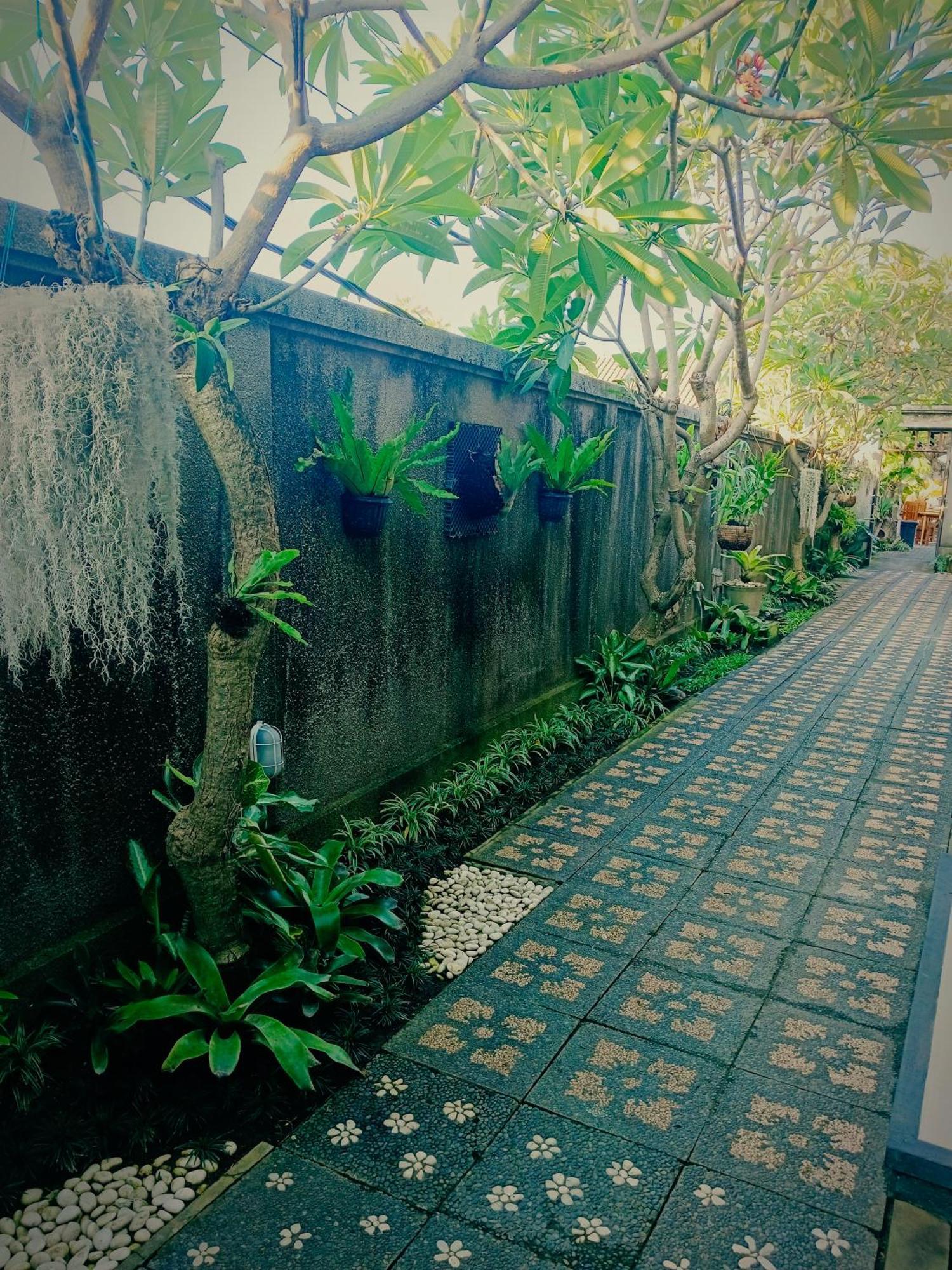 Taman Bali Homestay Sanur  Luaran gambar